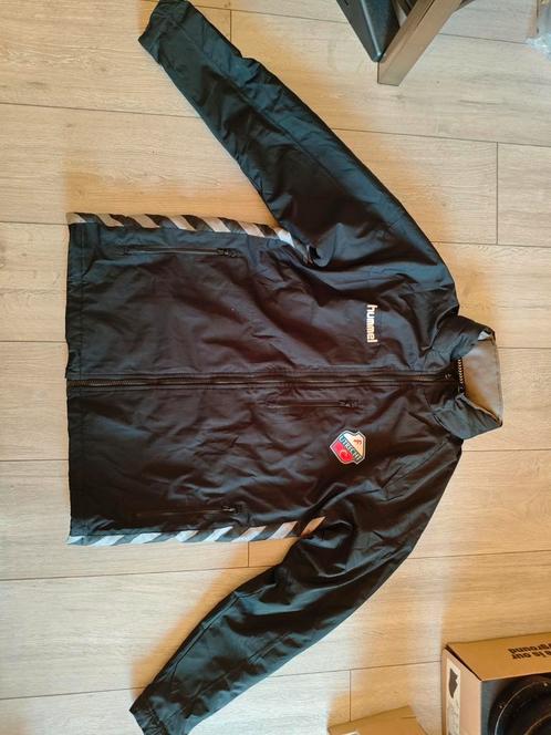 FC Utrecht jas van Hummel, Kleding | Dames, Sportkleding, Gedragen, Overige typen, Zwart, Ophalen of Verzenden