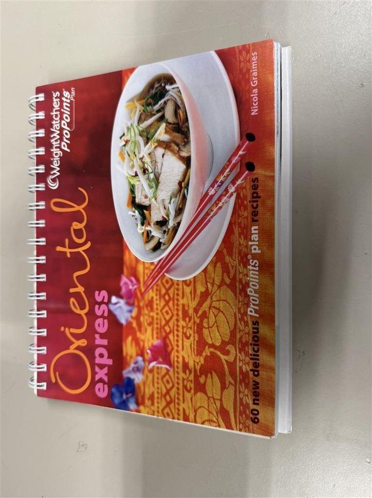 Kookboek - WeightWatchers Cook Book - ProPoints Plan: Orient, Boeken, Kookboeken, Zo goed als nieuw, Ophalen of Verzenden