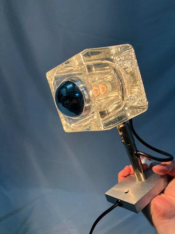 Vintage Peill und Putzler ice cube wandlamp beschikbaar voor biedingen