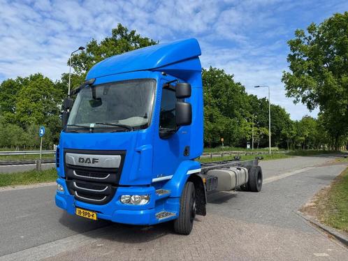 DAF LF 180 Chassis cabine 14000kg totaal (bj 2019), Auto's, Vrachtwagens, Particulier, Te koop, ABS, Airconditioning, Centrale vergrendeling