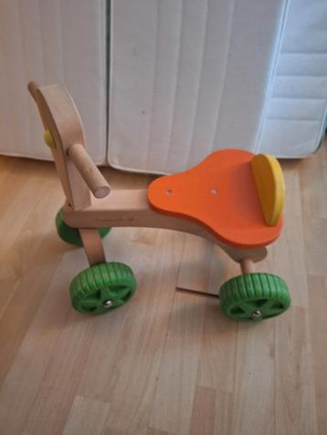 Houten loopfiets  beschikbaar voor biedingen