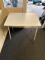 Stevige tafel verstelbaar, Caravans en Kamperen, Caravan accessoires, Ophalen of Verzenden, Zo goed als nieuw