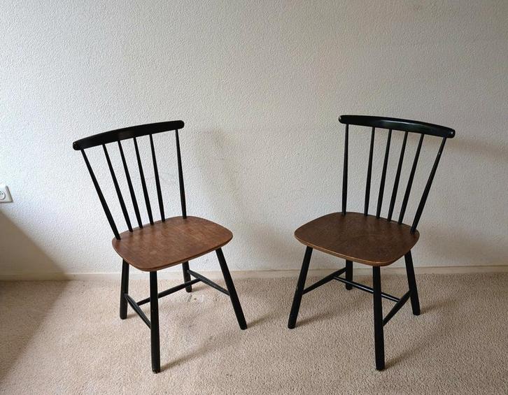 Pastoe stoelen Topiovaara spijlenstoel jaren 60eetkamerstoel, Huis en Inrichting, Stoelen, Zo goed als nieuw, Twee, Hout, Zwart