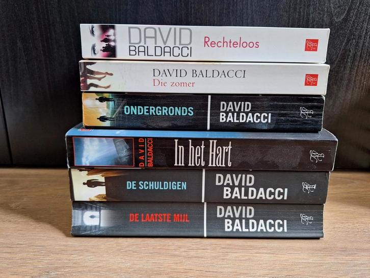 21 boeken(thrillers) voor € 17,50!, Boeken, Partijen en Verzamelingen, Zo goed als nieuw, Overige, Ophalen of Verzenden
