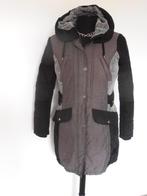 District - prachtige gewatteerde winterjas met capuchon - 40, Maat 38/40 (M), Bruin, Verzenden, District