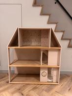 Groot houten poppenhuis, Ophalen, Zo goed als nieuw, Poppenhuis