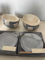 Wit blauwe kommen en gebaksborden, Huis en Inrichting, Keuken | Servies, Nieuw, Ophalen of Verzenden, Glas, Bord(en)
