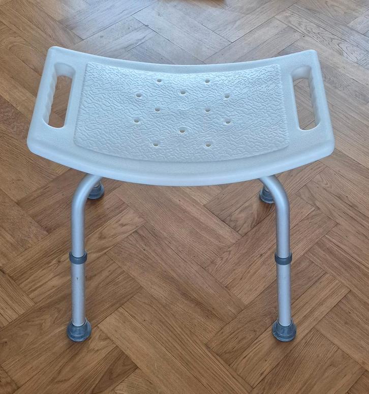Douchekruk - verstelbaar, Diversen, Verpleegmiddelen, Zo goed als nieuw, Ophalen
