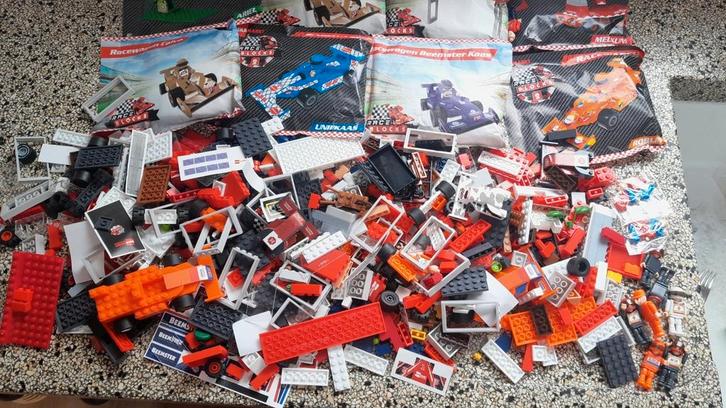 Grote hoeveelheid dekamarkt race blocks deels NIEUW stenen, Kinderen en Baby's, Speelgoed | Bouwstenen, Gebruikt, Overige merken