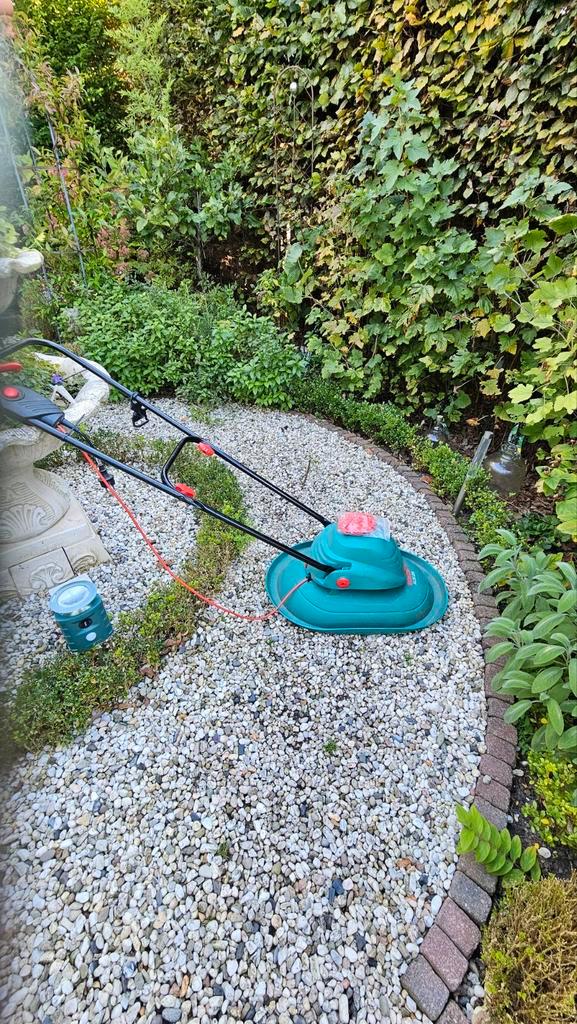 Bosch Elektrische Grasmaaier + Nieuwe Mesjes, Tuin en Terras, Grasmaaiers, Ophalen of Verzenden