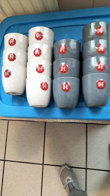 7 Douwe Egberts mokken wit gespikkeld - Nieuw. beschikbaar voor biedingen
