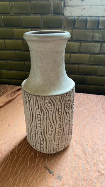 Mooie Carstens vintage vaas/ West-Germany beschikbaar voor biedingen