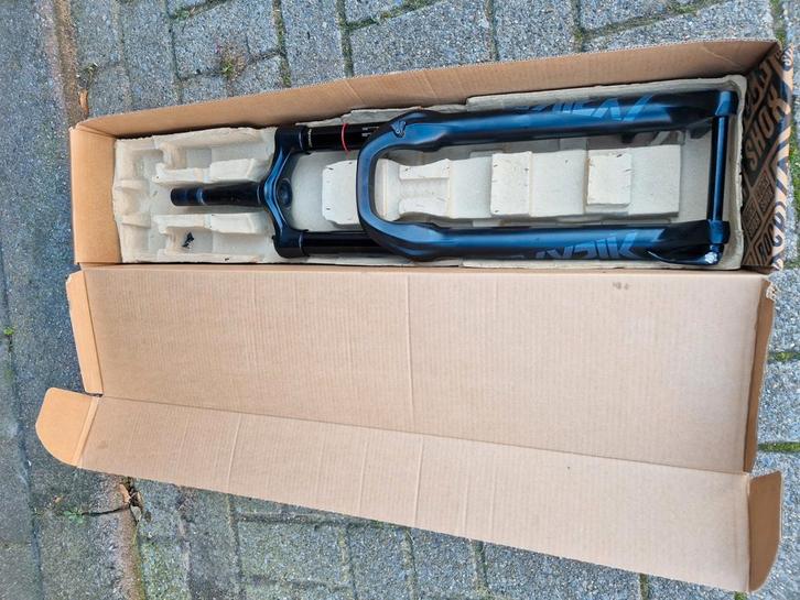 Rockshox lyrik select 170mm, Fietsen en Brommers, Fietsonderdelen, Zo goed als nieuw, Mountainbike, Voorvork, Ophalen of Verzenden