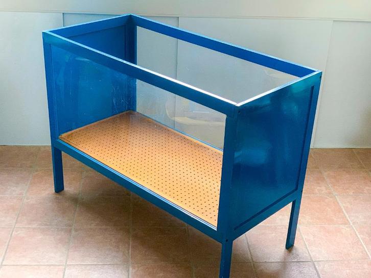 Ledikant met transparente zijkant, Kinderen en Baby's, Babywiegjes en Ledikanten, Gebruikt, Ledikant, Ophalen