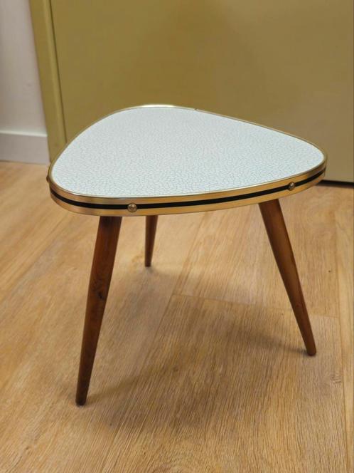 Vintage Plantentafeltje Tafeltje Bijzettafeltje Tafel, Verzamelen, Retro, Huis en Inrichting, Ophalen of Verzenden