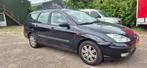 Ford Focus Wagon 1.6-16V Futura NIEUWE APK AIRCO LEER, 1596 cc, Gebruikt, Zwart, Handgeschakeld