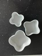 3 NIEUWE SNACKSCHAA.TJES, Ophalen of Verzenden, Zo goed als nieuw