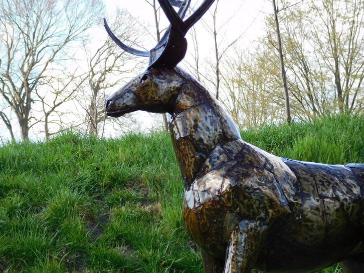 Hert ''Afri'' XXL - 195 cm - Handgemaakt & Uniek, Tuin en Terras, Tuinbeelden, Nieuw, Dierenbeeld, Metaal, Ophalen of Verzenden