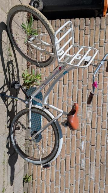 Meisjes fiets Lief van Cortina beschikbaar voor biedingen