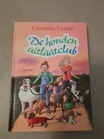 De honden uitlaatclub - Cornelia Funke, Boeken, Verzenden, Zo goed als nieuw, Cornelia Funke, Fictie algemeen
