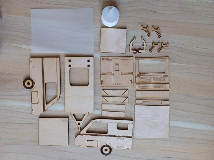 Sinterklaascadeau zelfbouwpakket Kip Kompakt!, Hobby en Vrije tijd, Modelbouw | Auto's en Voertuigen, Nieuw, Overige typen, Groter dan 1:32