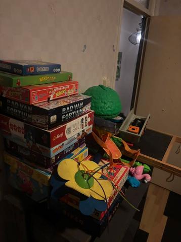 Kinderspeelgoed beschikbaar voor biedingen