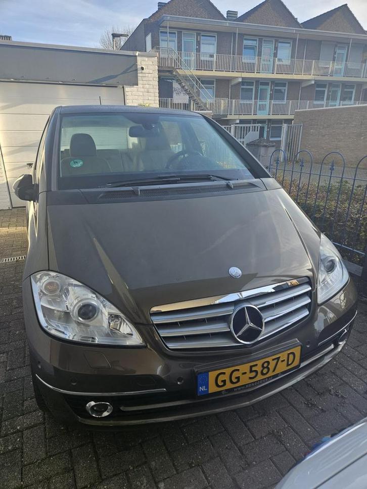 Mercedes-Benz A-Klasse 2.0 A200 5DRS AUT 2008 Bruin, Auto's, Mercedes-Benz, Particulier, A-Klasse, ABS, Adaptieve lichten, Adaptive Cruise Control