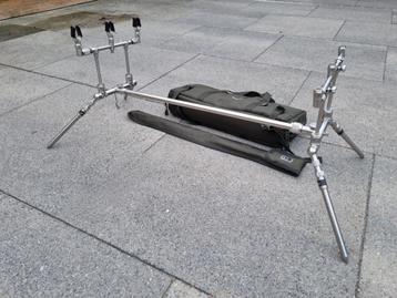 Solar P1 Worldwide Pod inclusief 3-Rod Buzz Bars beschikbaar voor biedingen