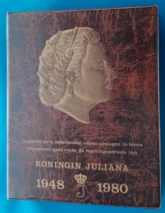 Vintage mapje met complete serie centen Juliana 1948-1980, Postzegels en Munten, Munten | Nederland, Setje, Koningin Juliana, Verzenden