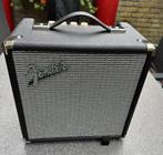 Fender Rumble basgitaarversterker combo ALS NIEUW !, Muziek en Instrumenten, Ophalen of Verzenden, Zo goed als nieuw, Basgitaar