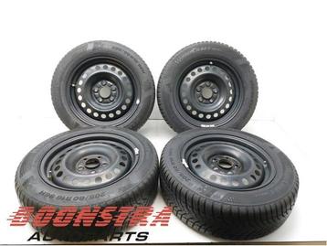 Velgen set + winterbanden van een Diversen beschikbaar voor biedingen