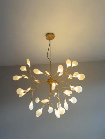 Goudkleurige LED hanglamp - Dimbaar beschikbaar voor biedingen