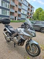 Honda CBF 1000 F ABS onderhouden en met extra's, Motoren, Motoren | Honda, 4 cilinders, Handvatverwarming, Particulier, Meer dan 35 kW