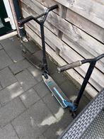 Twee gebruikte stuntsteppen, Fietsen en Brommers, Steps, Ophalen, Gebruikt, Gewone step