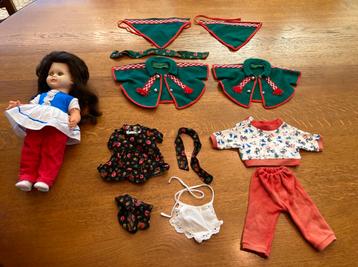 Vintage Wildebras-pop met kleding beschikbaar voor biedingen