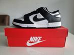 Nike Dunk Low Panda Maat 43, Kleding | Heren, Schoenen, Ophalen of Verzenden, Nieuw, Zwart