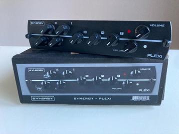 Synergy PLEXI (Marshall)  &  Synergy Uberschall (Bogner) beschikbaar voor biedingen