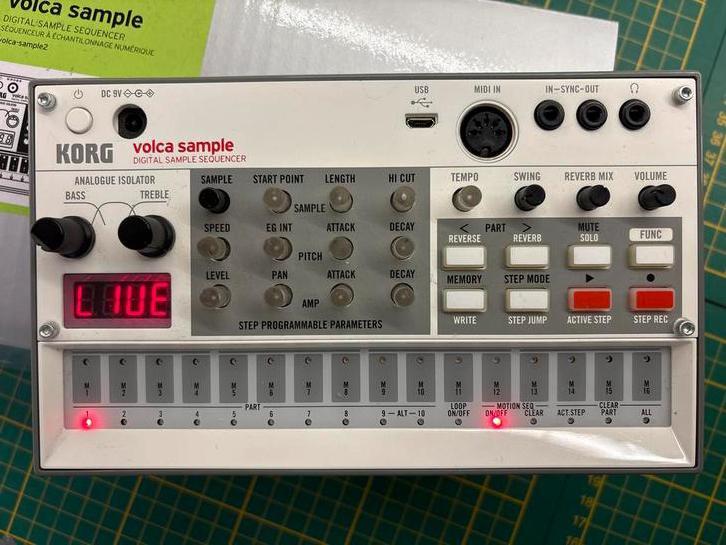 Korg Volca Sample - Compacte Sampler & Sequencer, Muziek en Instrumenten, Samplers, Gebruikt, Ophalen of Verzenden