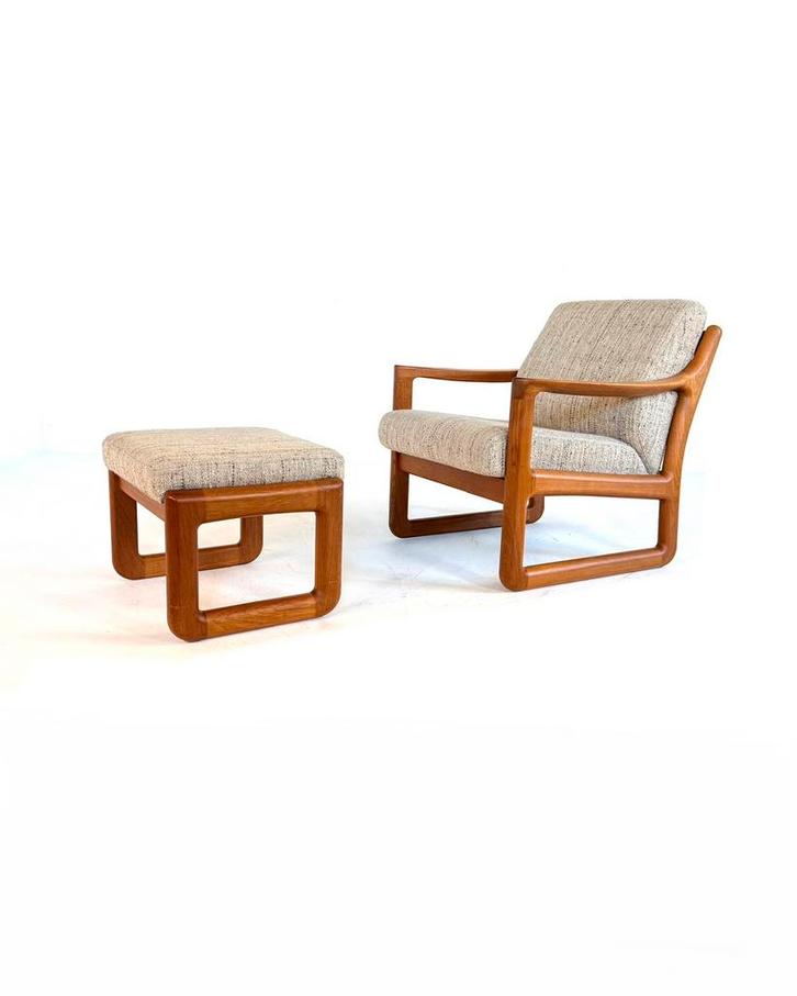 Vintage Deense fauteuil + Ottoman, Silkeborg ‘90, Huis en Inrichting, Fauteuils, Zo goed als nieuw, Hout, Metaal, Stof, 50 tot 75 cm