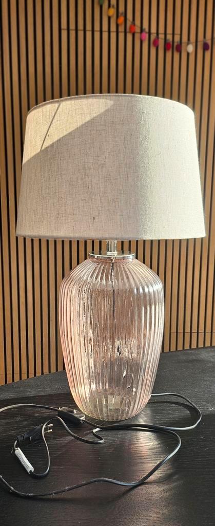 Mooie tafellamp, Huis en Inrichting, Lampen | Tafellampen, Zo goed als nieuw, 50 tot 75 cm, Glas, Ophalen