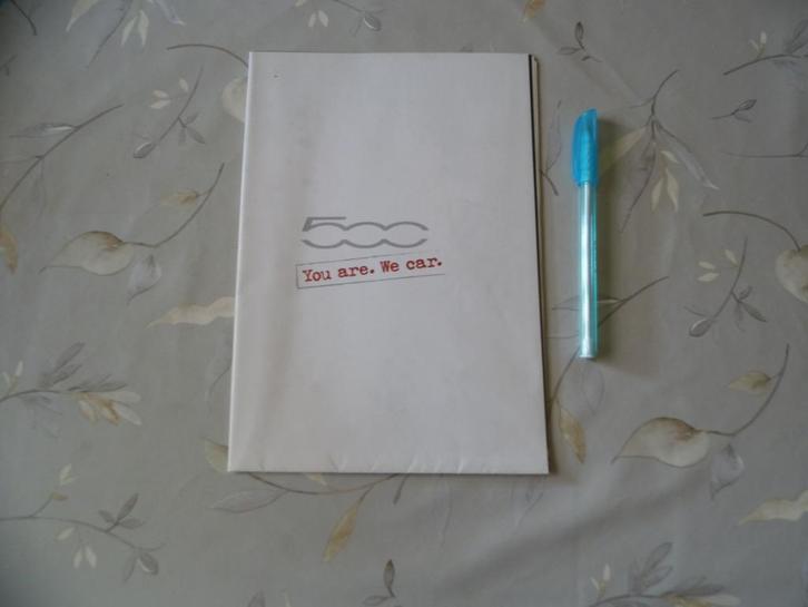 Fiat 500, Boeken, Auto's | Folders en Tijdschriften, Zo goed als nieuw, Overige merken, Verzenden