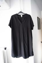Zwarte basic jurk H&M maat 36, valt erg ruim, Kleding | Dames, Jurken, Knielengte, Maat 38/40 (M), H&M, Ophalen of Verzenden