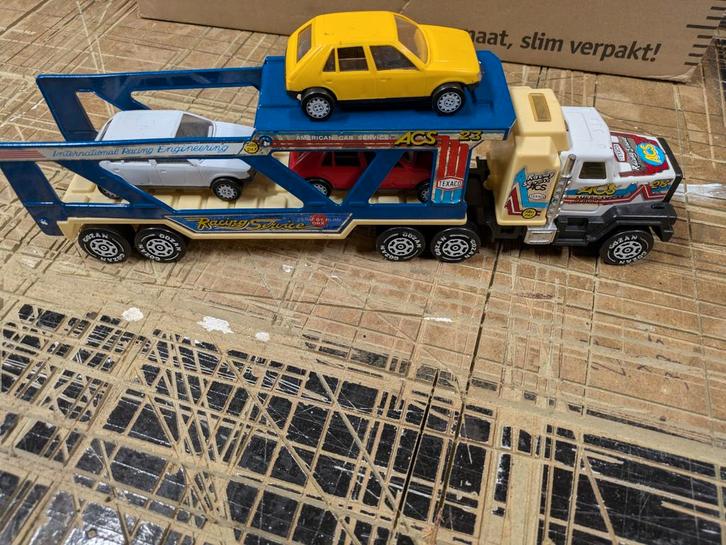 Vintage Auto Transport met Auto's gozan, Hobby en Vrije tijd, Modelauto's | Overige schalen, Gebruikt, Bus of Vrachtwagen, Ophalen of Verzenden