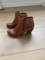 Bruine leren hakjes maat 40, Bruin, Lage of Enkellaarzen, Ophalen of Verzenden, Zo goed als nieuw