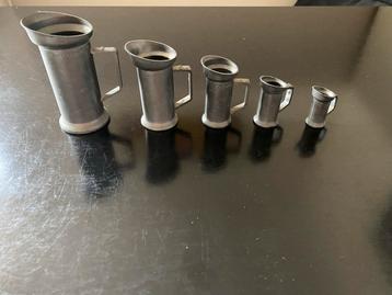 Tinnen Maatbekers Set van 5 beschikbaar voor biedingen