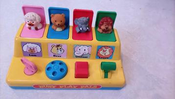 Activiteitenspeeltje Playskool Busy Play Pals pop-up beschikbaar voor biedingen