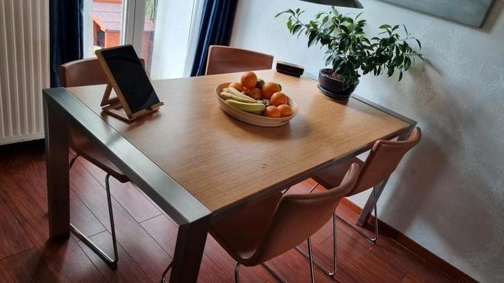 RVS eettafel met 4 leren stoelen Ikea, Huis en Inrichting, Tafels | Eettafels, Zo goed als nieuw, 50 tot 100 cm, Rechthoekig, Ophalen