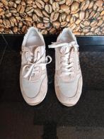 Marco toezicht sneakers wit beige met print mt 42, Wit, Marco Tozzi, Ophalen of Verzenden, Sneakers of Gympen