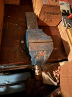 Bankschroef en heel veel gereedschap te koop !, Ophalen, Gebruikt, 70 tot 120 cm, Bankschroef