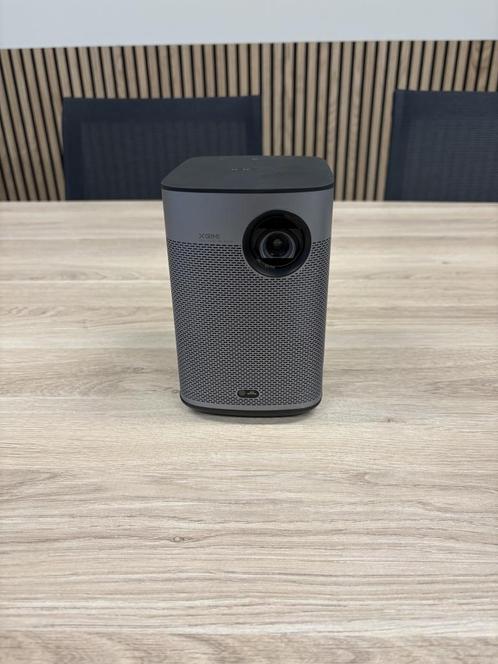 Xgimi | Halo+ | Beamer | Licht grijs, Audio, Tv en Foto, Beamers, Zo goed als nieuw, Ophalen of Verzenden